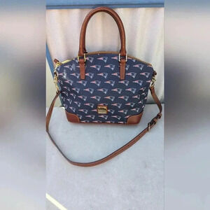 Dooney & Bourke New England Patriots Satchel Shoulder Bag (Retired)(NWOT)